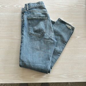 Agolde women’s Riley jeans size 24 - excellent condition!